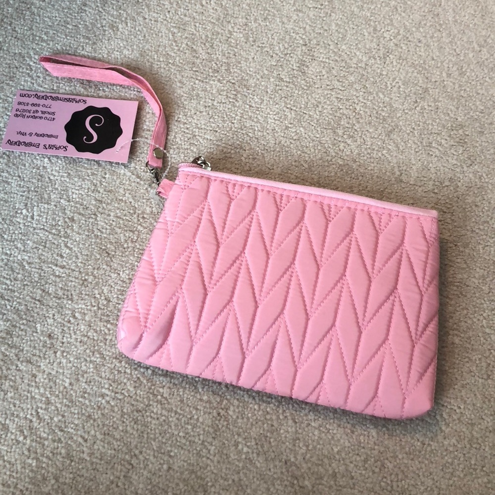 NWT adorable pink zipper pouch